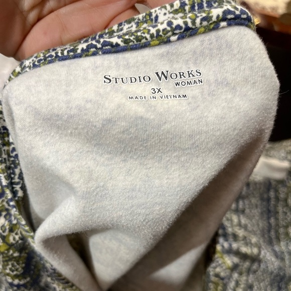 Studio Works 3X top - Picture 7 of 9